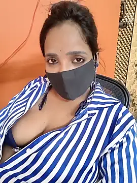 Lolitatamil online show from April 20, 2026, 7:48 pm