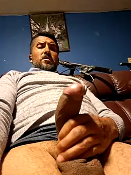 ElHades086 online show from February 25, 2025, 2:47 am