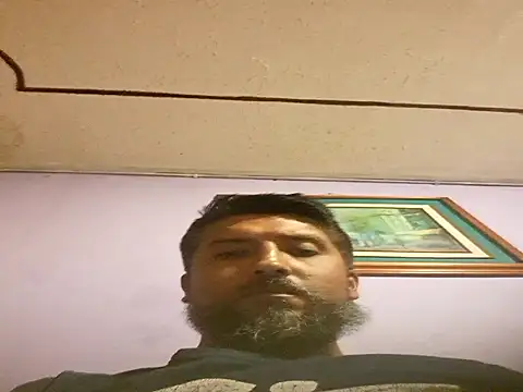 ElHades086 online show from October 17, 2025, 2:48 am