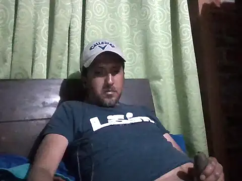 ElHades086 online show from November 17, 2025, 2:39 am