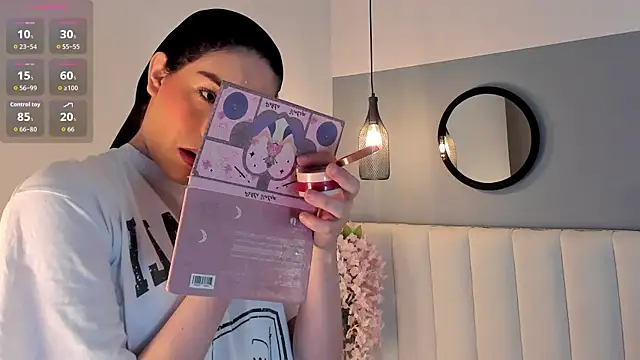 chelsea bolton  online show from March 22, 2026, 12:30 pm