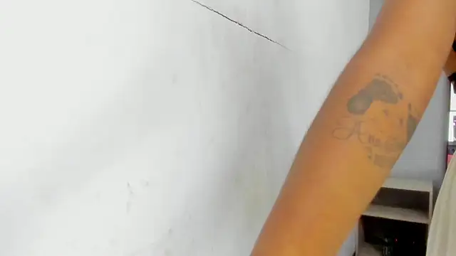 cataleyah 07 online show from January 31, 2025, 1:45 pm