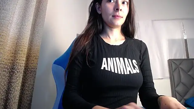 Snapshot of Aleska_Miami chatting on November 10, 2025, 2:38 pm Aleska Miami online show from November 10, 2025, 2:38 pm