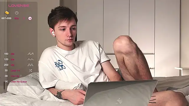 Calvin Polanski online show from December 17, 2025, 5:24 am