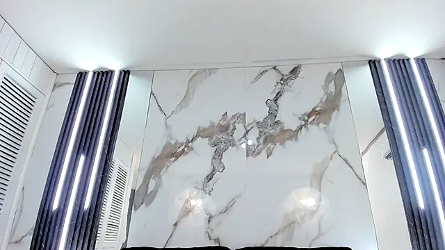 Kim Lennon online show from October 13, 2025, 12:27 pm