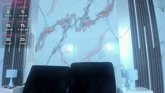 Kim Lennon online show from November 4, 2025, 3:11 pm