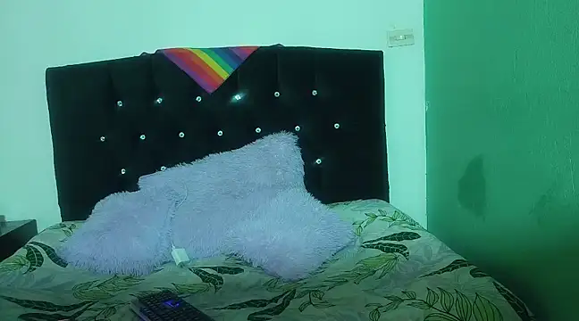 boysLittle online show from March 16, 2025, 1:17 pm