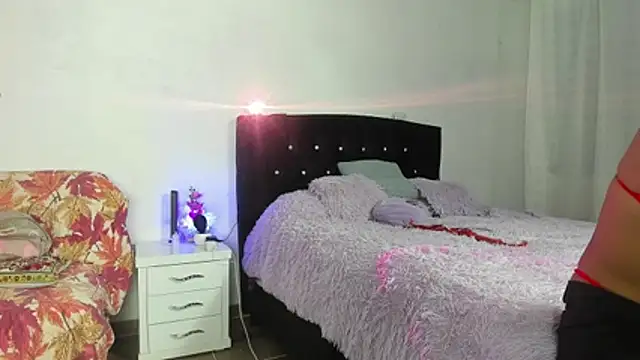 boysLittle online show from March 6, 2026, 8:33 am