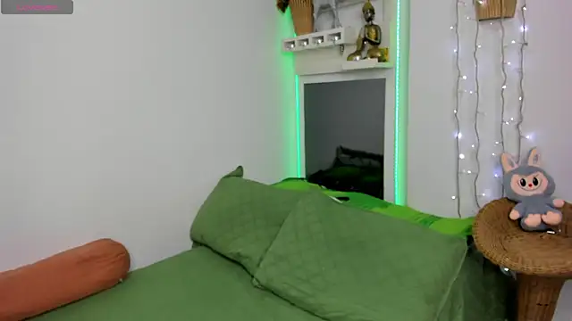 jeremy salvatore online show from December 18, 2025, 1:22 am