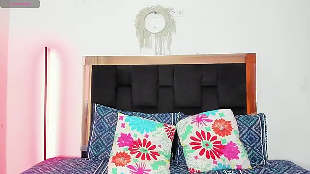 Carorosse online show from November 9, 2025, 10:30 pm