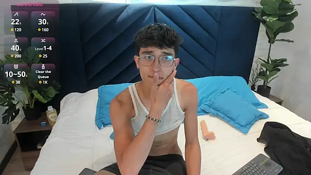 tim  fox online show from February 13, 2025, 8:24 pm