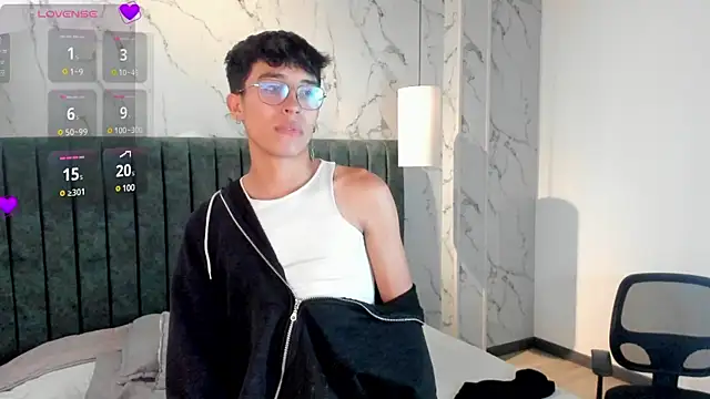 tim  fox online show from February 21, 2025, 3:43 pm