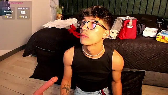 Snapshot of tim__fox chatting on November 29, 2025, 12:08 pm tim fox online show from November 29, 2025, 12:08 pm