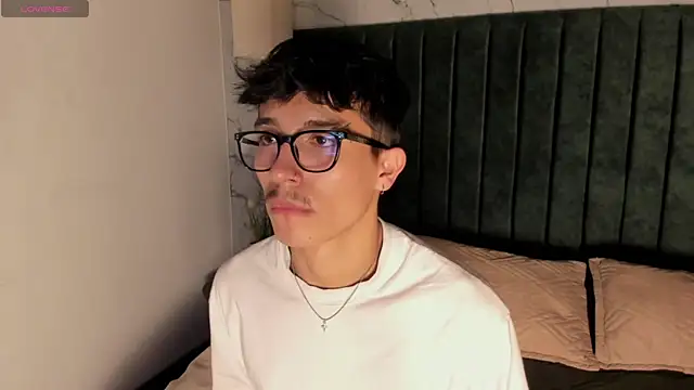 Snapshot of tim__fox chatting on January 14, 2026, 12:11 pm tim fox online show from January 14, 2026, 12:11 pm