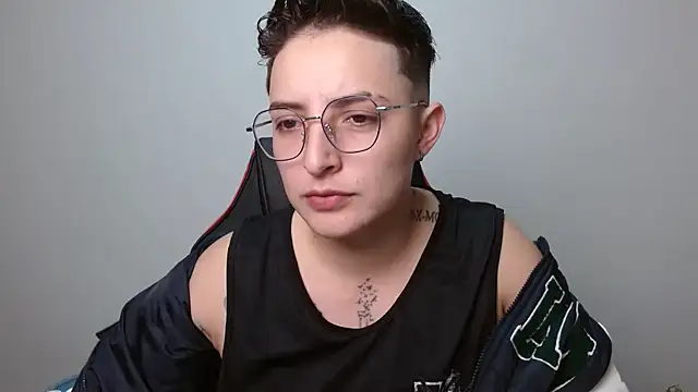 alex parker07 online show from September 19, 2025, 12:02 am