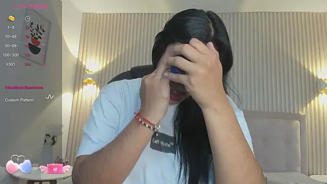 Luceroooo online show from March 13, 2025, 3:06 pm