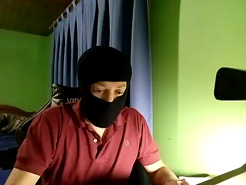 superfollador online show from September 30, 2025, 11:54 pm