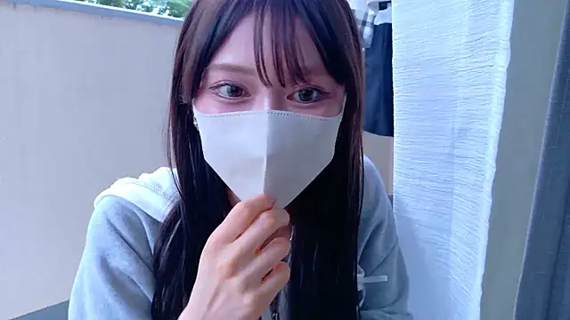 Snapshot of riken_jp chatting on October 5, 2025, 12:42 am riken jp online show from October 5, 2025, 12:42 am