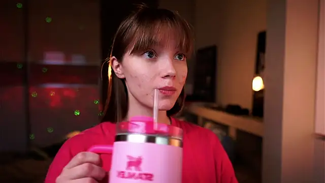 ileanacampbe online show from November 6, 2025, 4:35 am