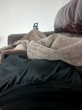 young18dick  online show from January 8, 2025, 6:31 pm