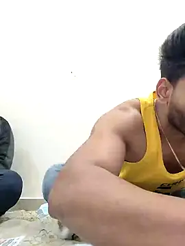 13lusty online show from February 13, 2025, 5:48 am