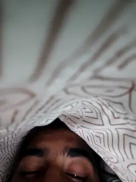 13lusty online show from October 28, 2025, 4:53 pm