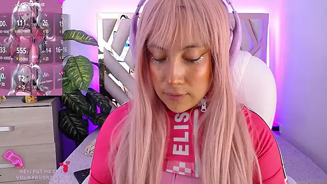 Snapshot of NyxAndria_1 chatting on February 4, 2025, 2:07 am NyxAndria 1 online show from February 4, 2025, 2:07 am