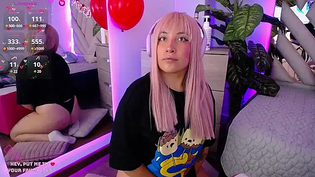 Snapshot of NyxAndria_1 chatting on February 9, 2025, 12:06 am NyxAndria 1 online show from February 9, 2025, 12:06 am