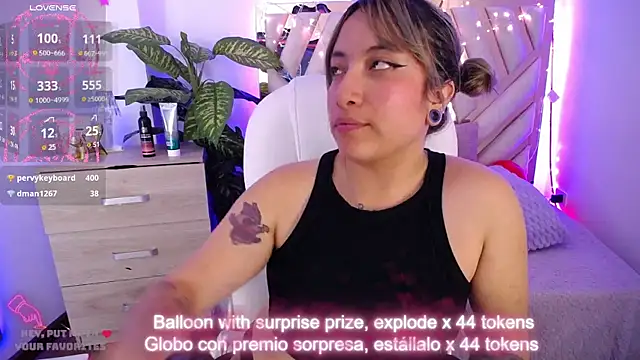 Snapshot of NyxAndria_1 chatting on March 4, 2025, 12:29 am NyxAndria 1 online show from March 4, 2025, 12:29 am