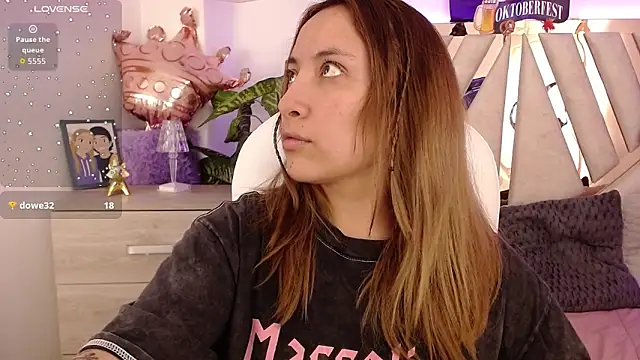 Snapshot of NyxAndria_1 chatting on September 11, 2025, 1:06 am NyxAndria 1 online show from September 11, 2025, 1:06 am