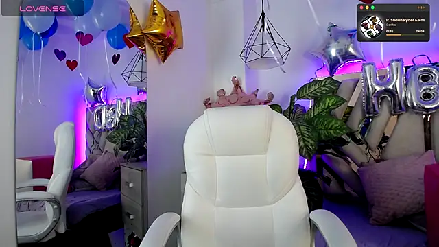 Snapshot of NyxAndria_1 chatting on October 8, 2025, 9:56 pm NyxAndria 1 online show from October 8, 2025, 9:56 pm