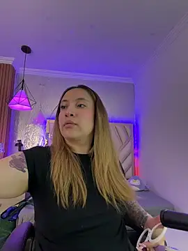 Snapshot of NyxAndria_1 chatting on January 15, 2026, 12:26 am NyxAndria 1 online show from January 15, 2026, 12:26 am