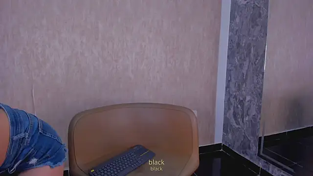 Snapshot of StefanyRousse chatting on October 15, 2025, 11:32 am StefanyRousse online show from October 15, 2025, 11:32 am