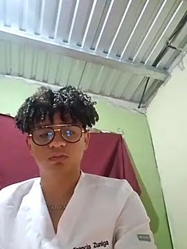 Snapshot of TwinklindoFJ chatting on February 20, 2025, 2:18 am TwinklindoFJ online show from February 20, 2025, 2:18 am