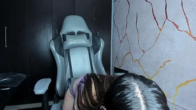 RubiSharqui  online show from February 20, 2025, 7:19 pm