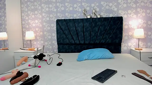 SalomeSimonz online show from November 21, 2025, 7:34 pm