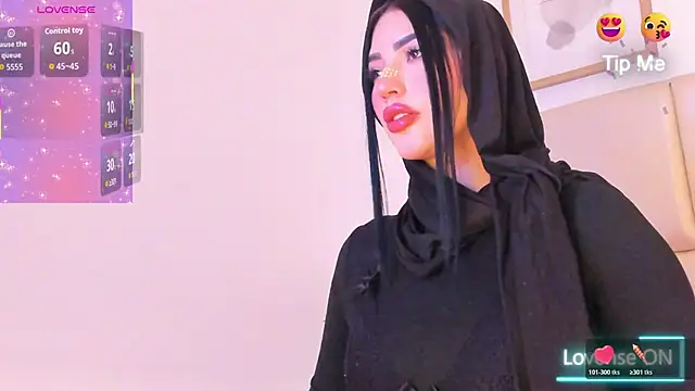 taylorsmiiith  online show from March 6, 2026, 7:10 pm