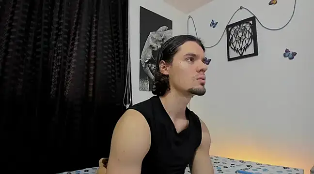 maxi styles online show from March 11, 2025, 8:53 pm