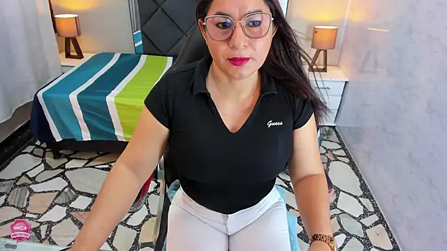 Snapshot of CamyMature chatting on February 7, 2025, 6:13 pm CamyMature online show from February 7, 2025, 6:13 pm