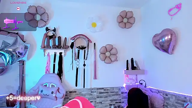 amyswallow7 online show from January 18, 2026, 2:26 am