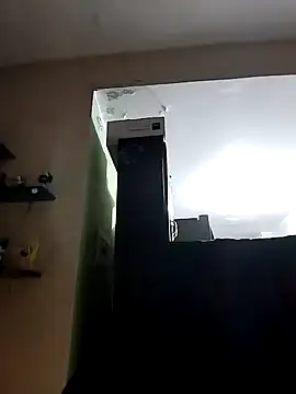 Saweetieyblacksnake online show from October 15, 2025, 5:07 am