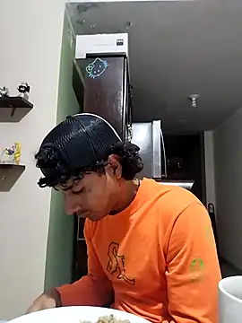 Saweetieyblacksnake online show from October 17, 2025, 5:10 am