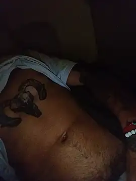 Snapshot of Saweetieyblacksnake chatting on July 10, 2026, 5:01 am Saweetieyblacksnake online show from July 10, 2026, 5:01 am