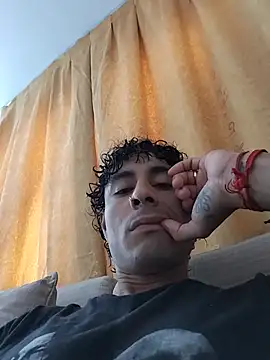 Snapshot of Saweetieyblacksnake chatting on July 30, 2026, 12:59 pm Saweetieyblacksnake online show from July 30, 2026, 12:59 pm