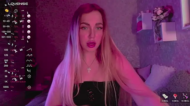 Mika Rayy online show from March 14, 2025, 8:38 pm