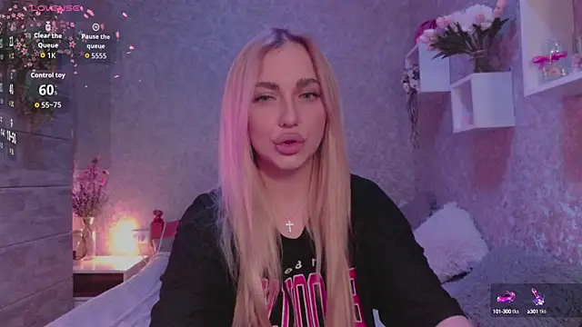 Mika Rayy online show from October 4, 2025, 5:44 pm