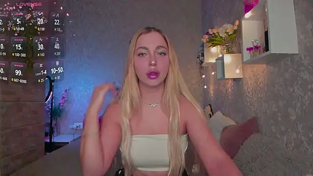 Mika Rayy online show from November 27, 2025, 4:47 am