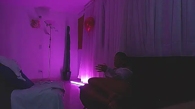 Katalina Rosee online show from March 19, 2025, 1:10 am