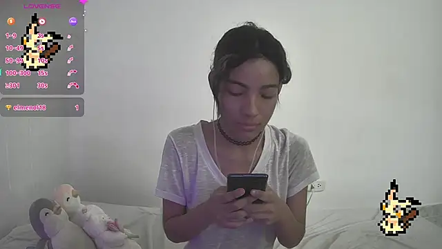 Lovelyamyy online show from January 19, 2025, 4:04 pm