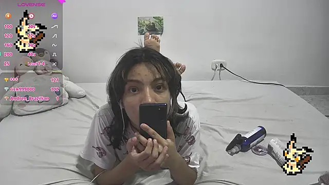 Lovelyamyy online show from January 22, 2025, 8:07 am